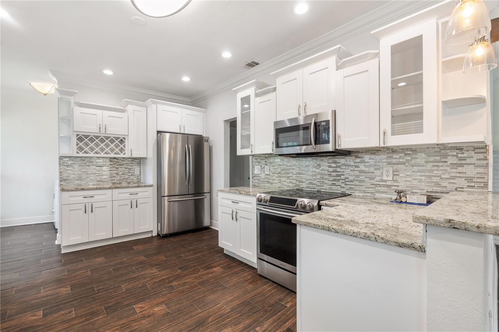 502 E NORTH BAY ST, TAMPA, FL, 33603