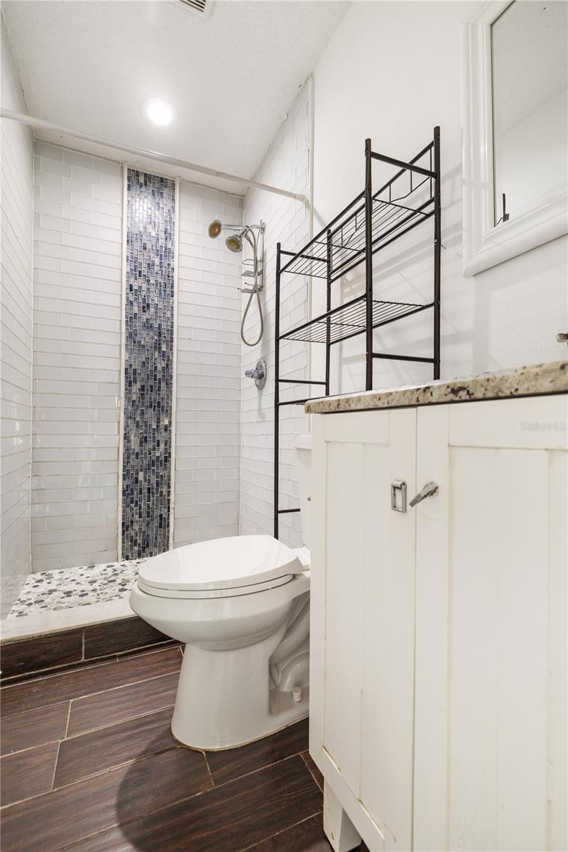 502 E NORTH BAY ST, TAMPA, FL, 33603