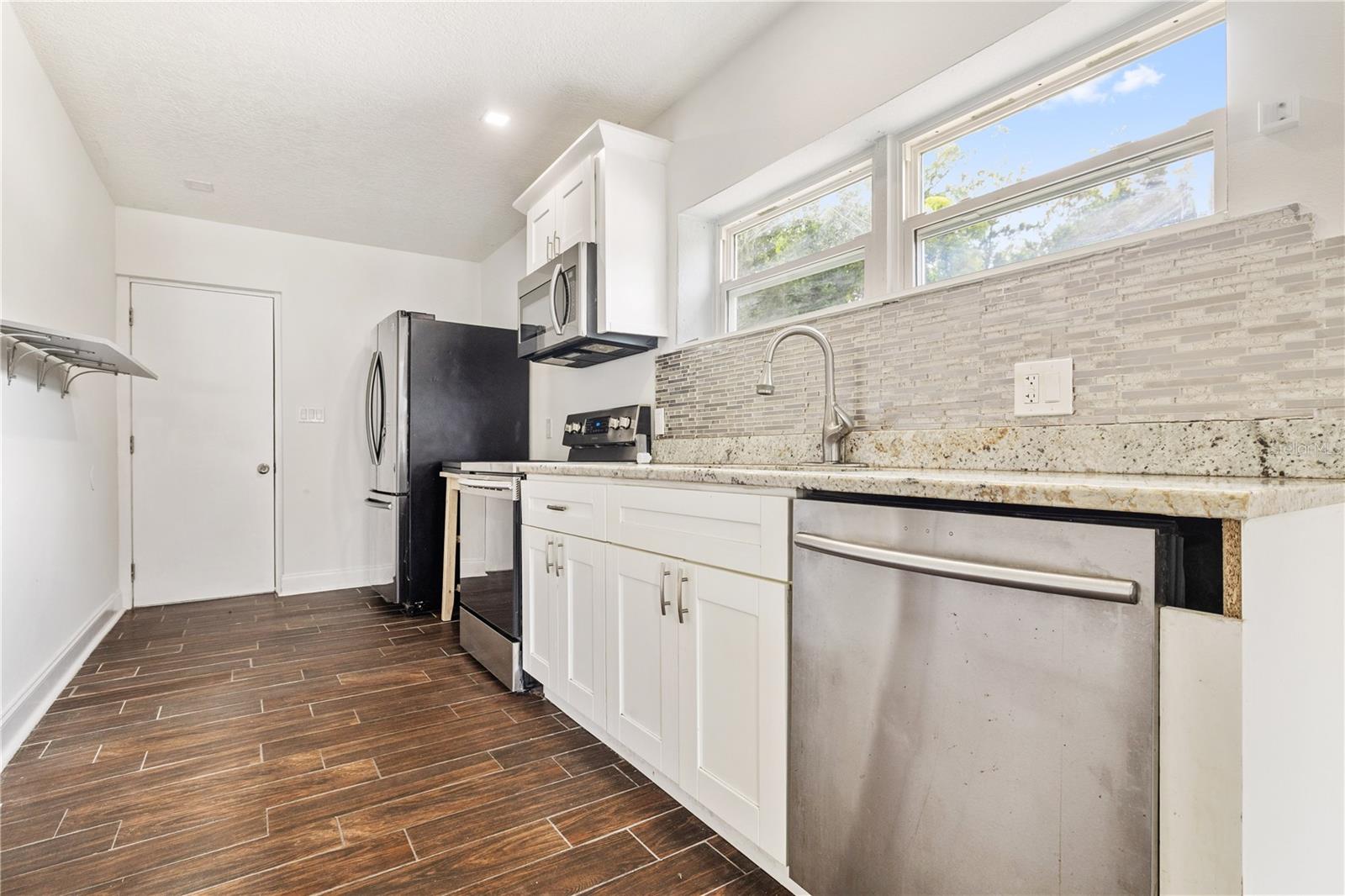 502 E NORTH BAY ST, TAMPA, FL, 33603