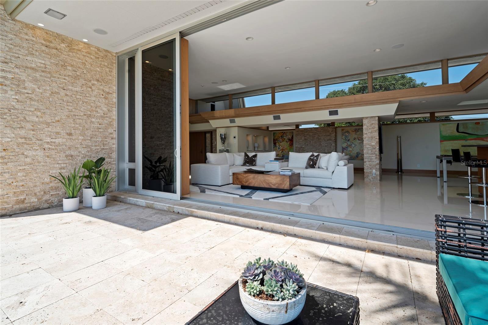 TB8425814 Property Photo