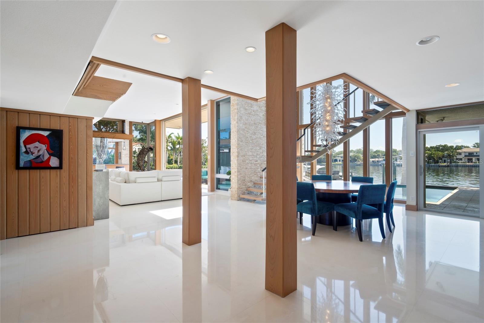 TB8425814 Property Photo