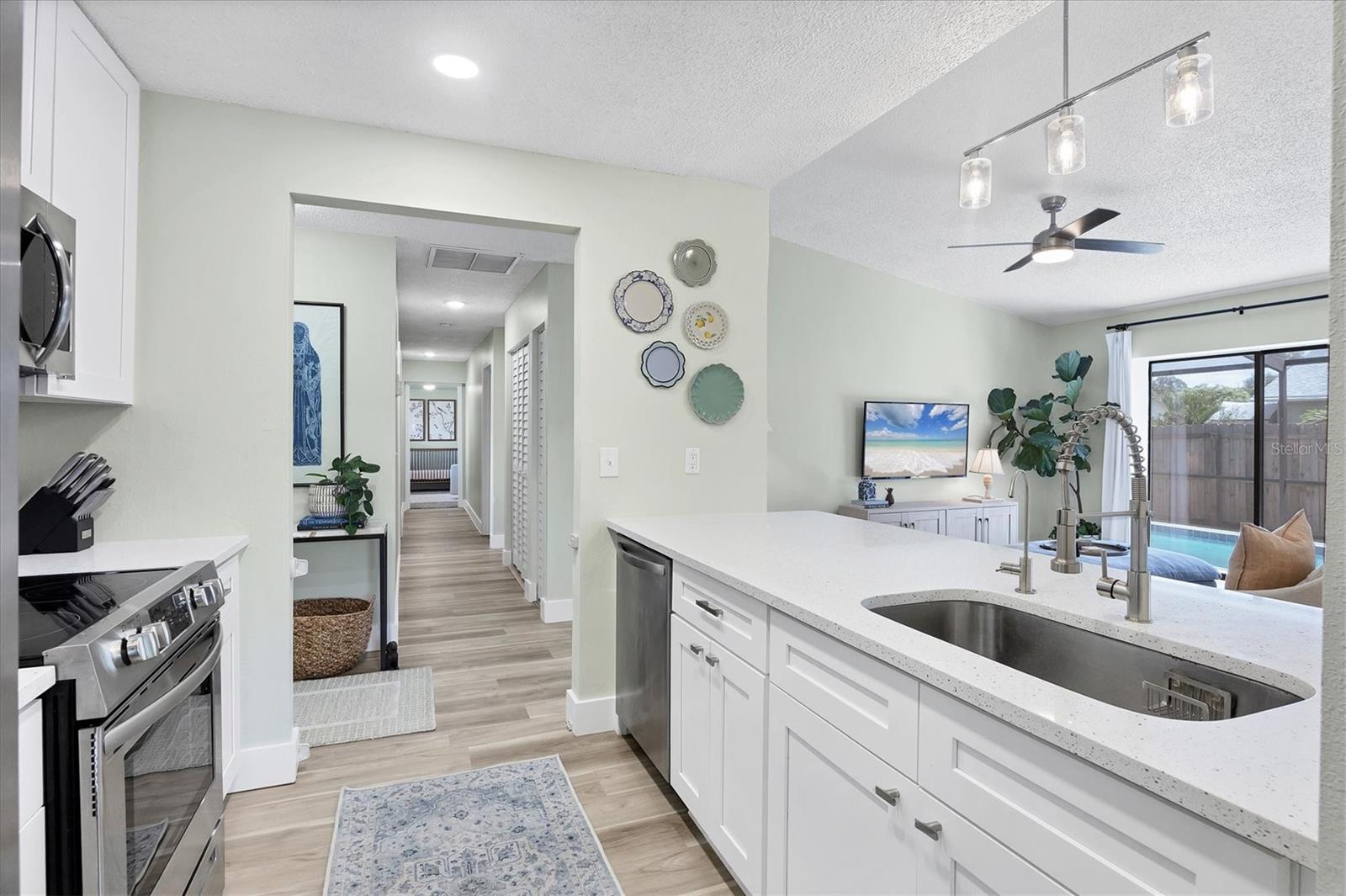 4607 34TH AVENUE DR W, BRADENTON, FL, 34209