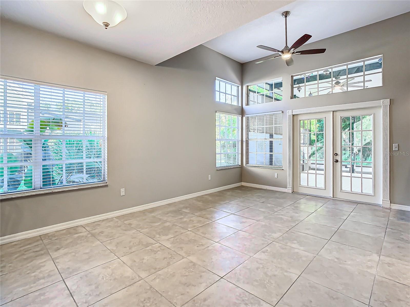 16010 WESTERHAM DR, TAMPA, FL, 33647