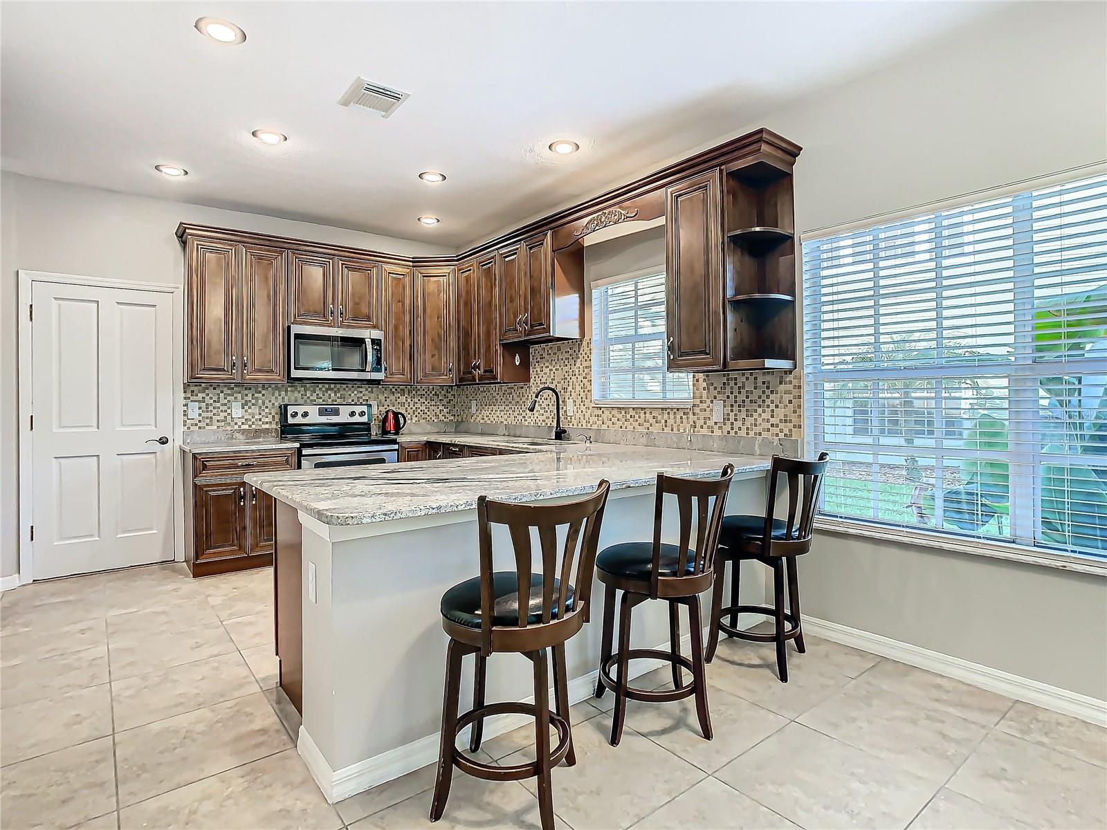 16010 WESTERHAM DR, TAMPA, FL, 33647