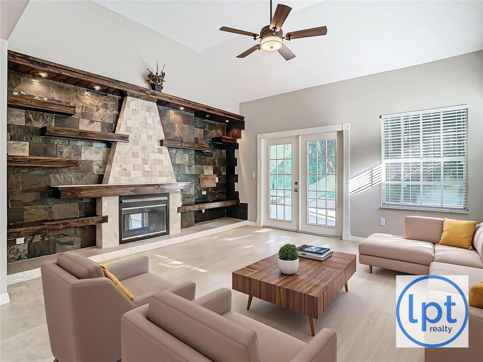 16010 WESTERHAM DR, TAMPA, FL, 33647