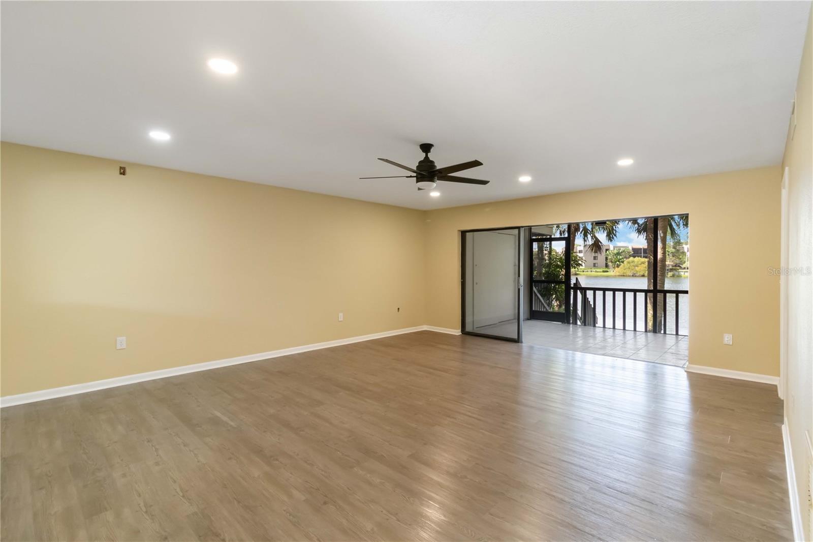 5345 LAKE ARROWHEAD TRL #12, SARASOTA, FL, 34231