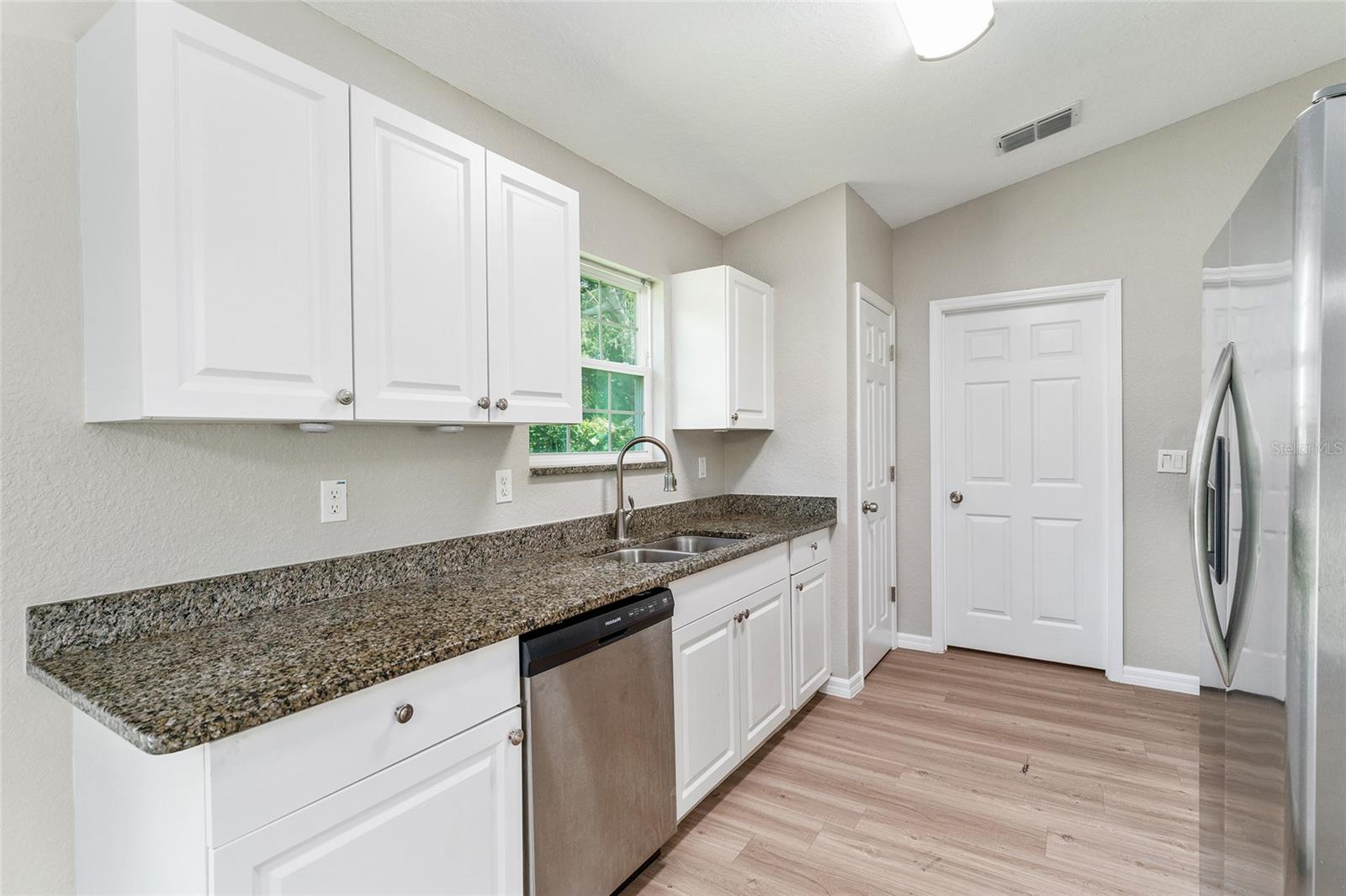 13269 SE 102ND CT, BELLEVIEW, FL, 34420