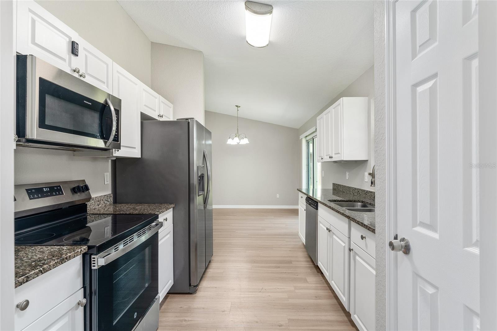 13269 SE 102ND CT, BELLEVIEW, FL, 34420