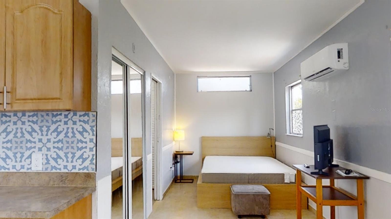 6375 19TH AVE N, ST PETERSBURG, FL, 33710