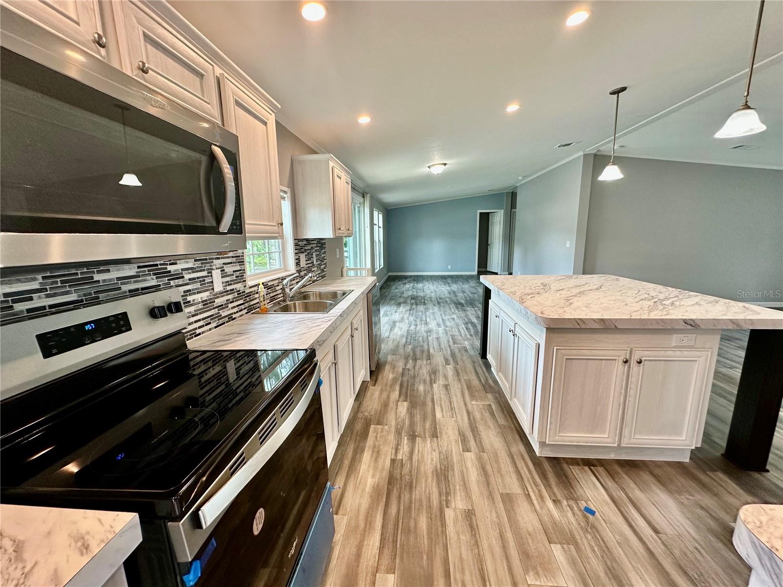 55744 HOLIDAY CIR, ASTOR, FL, 32102