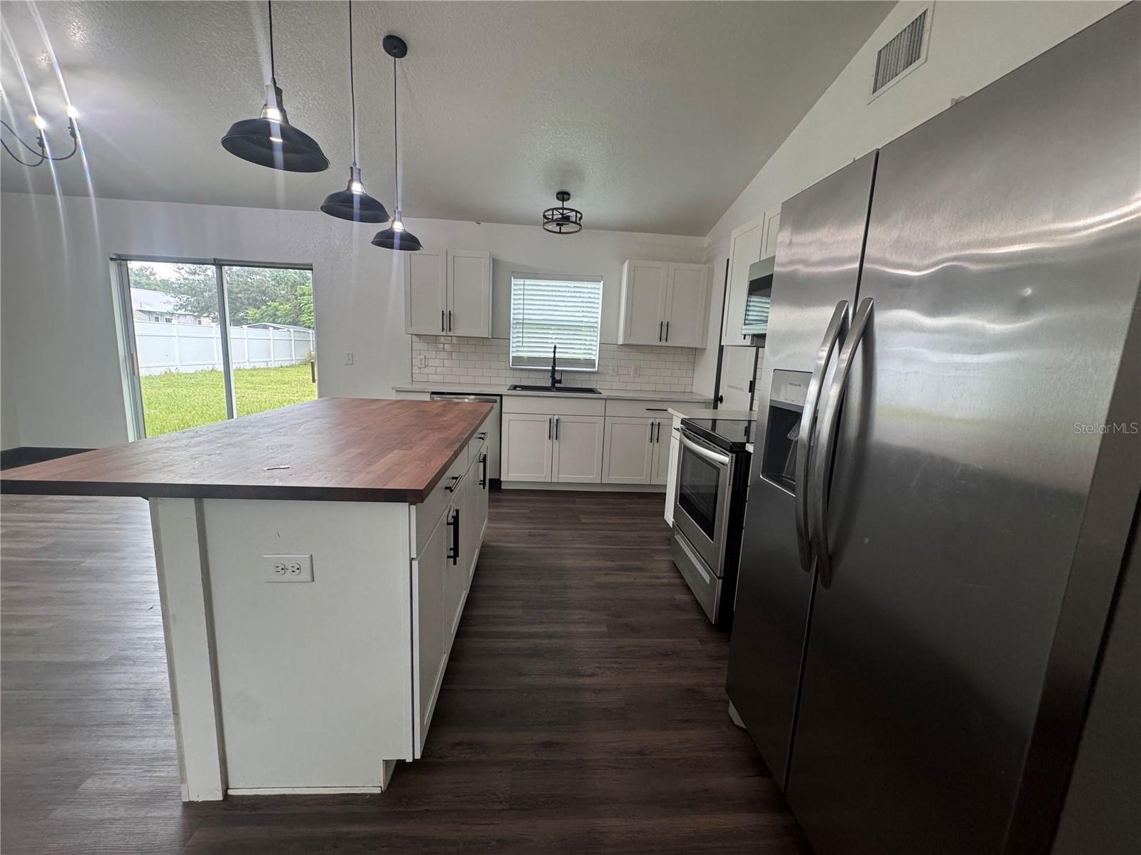 102 N LEE AVE, ARCADIA, FL, 34266