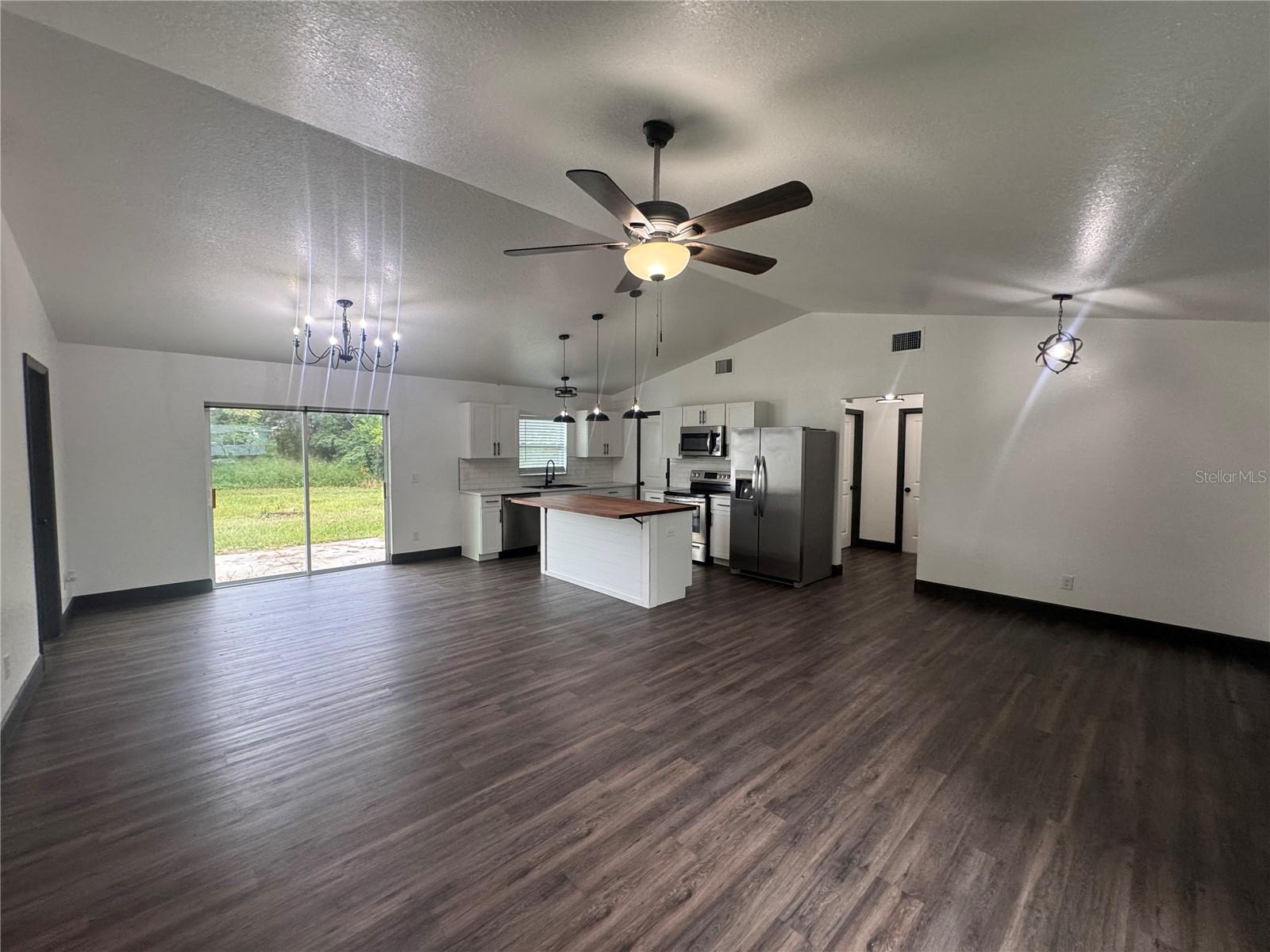 102 N LEE AVE, ARCADIA, FL, 34266