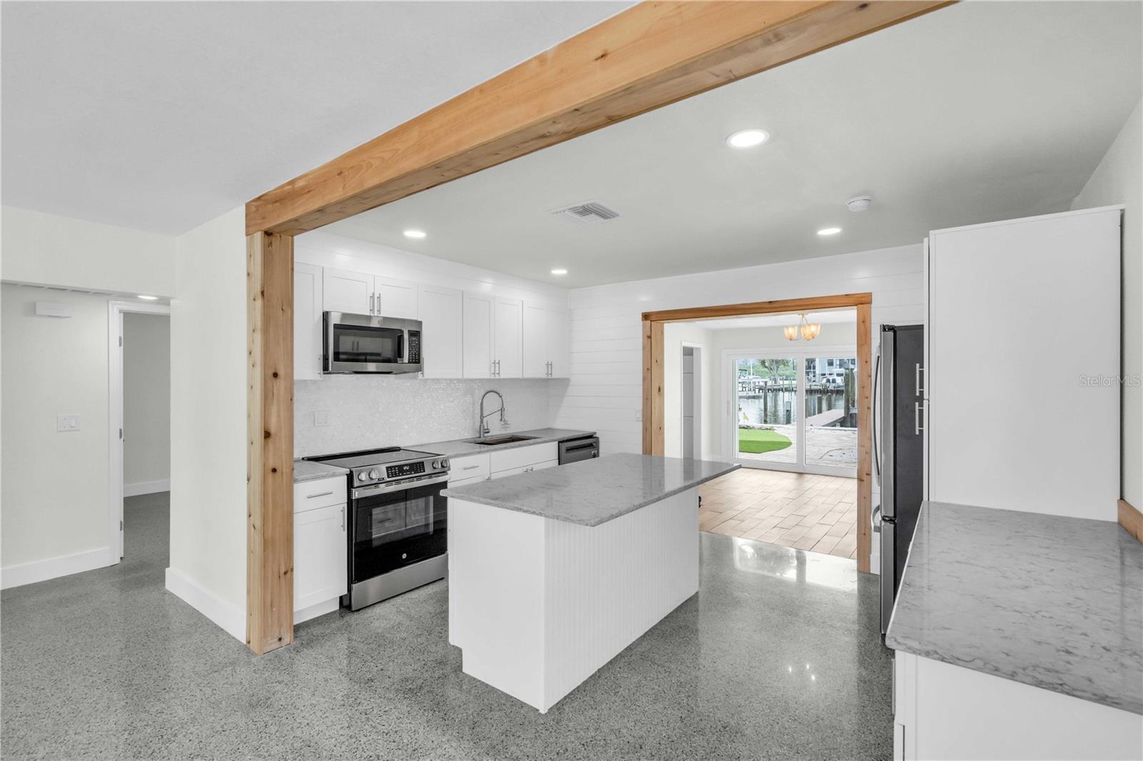 349 BAHIA VISTA DR, INDIAN ROCKS BEACH, FL, 33785