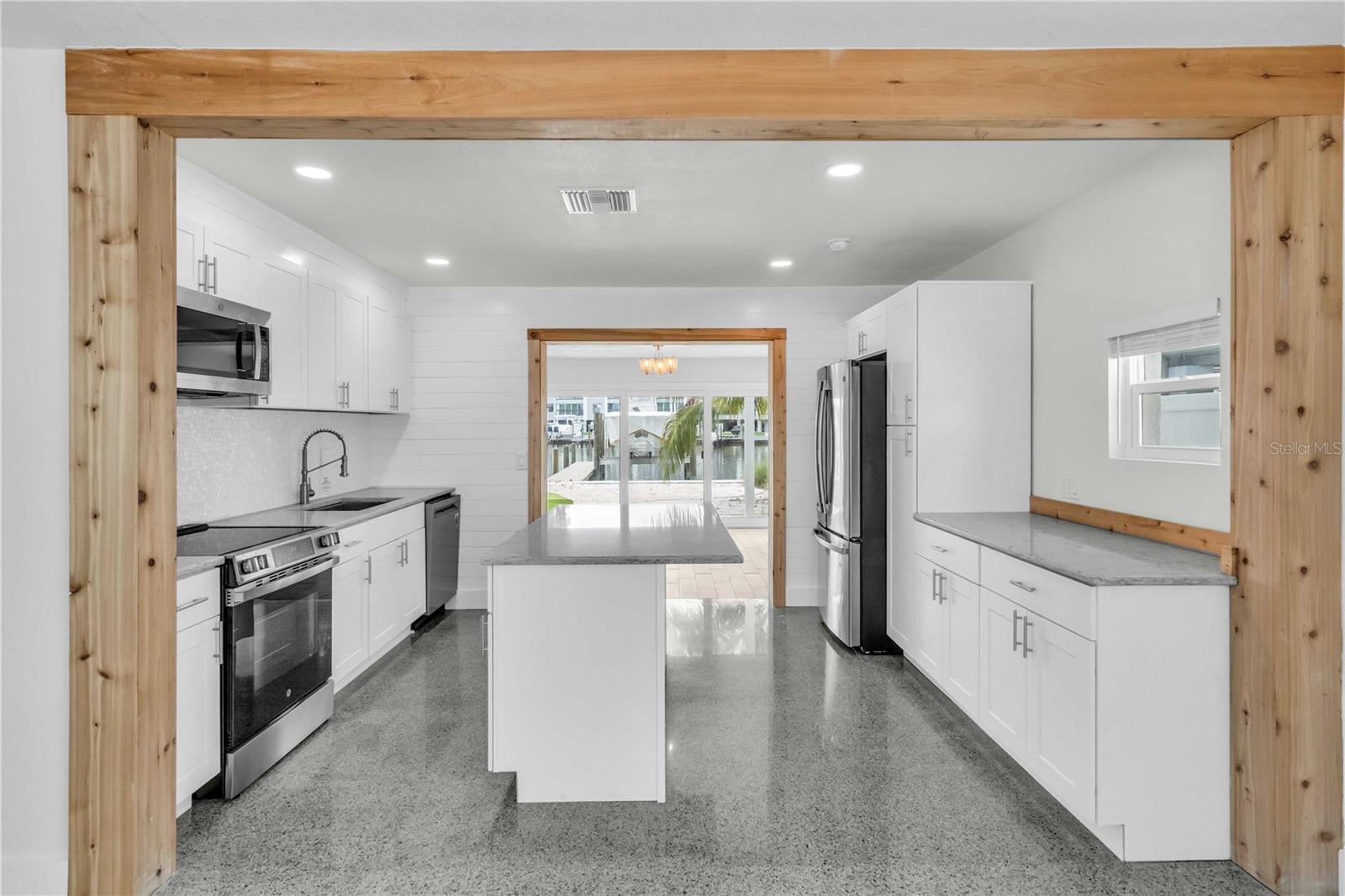 349 BAHIA VISTA DR, INDIAN ROCKS BEACH, FL, 33785