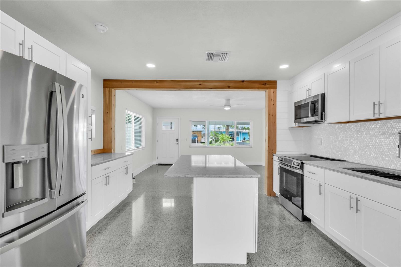 349 BAHIA VISTA DR, INDIAN ROCKS BEACH, FL, 33785