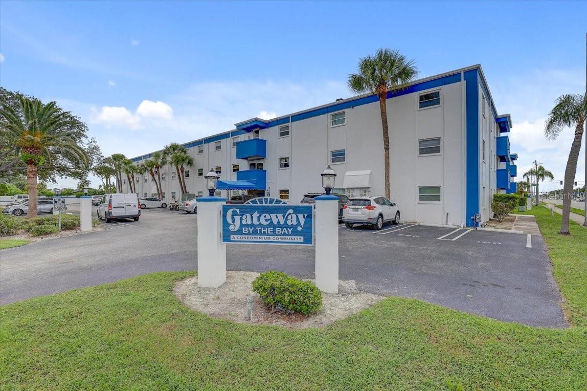 350 79TH AVE N #204, ST PETERSBURG, FL, 33702