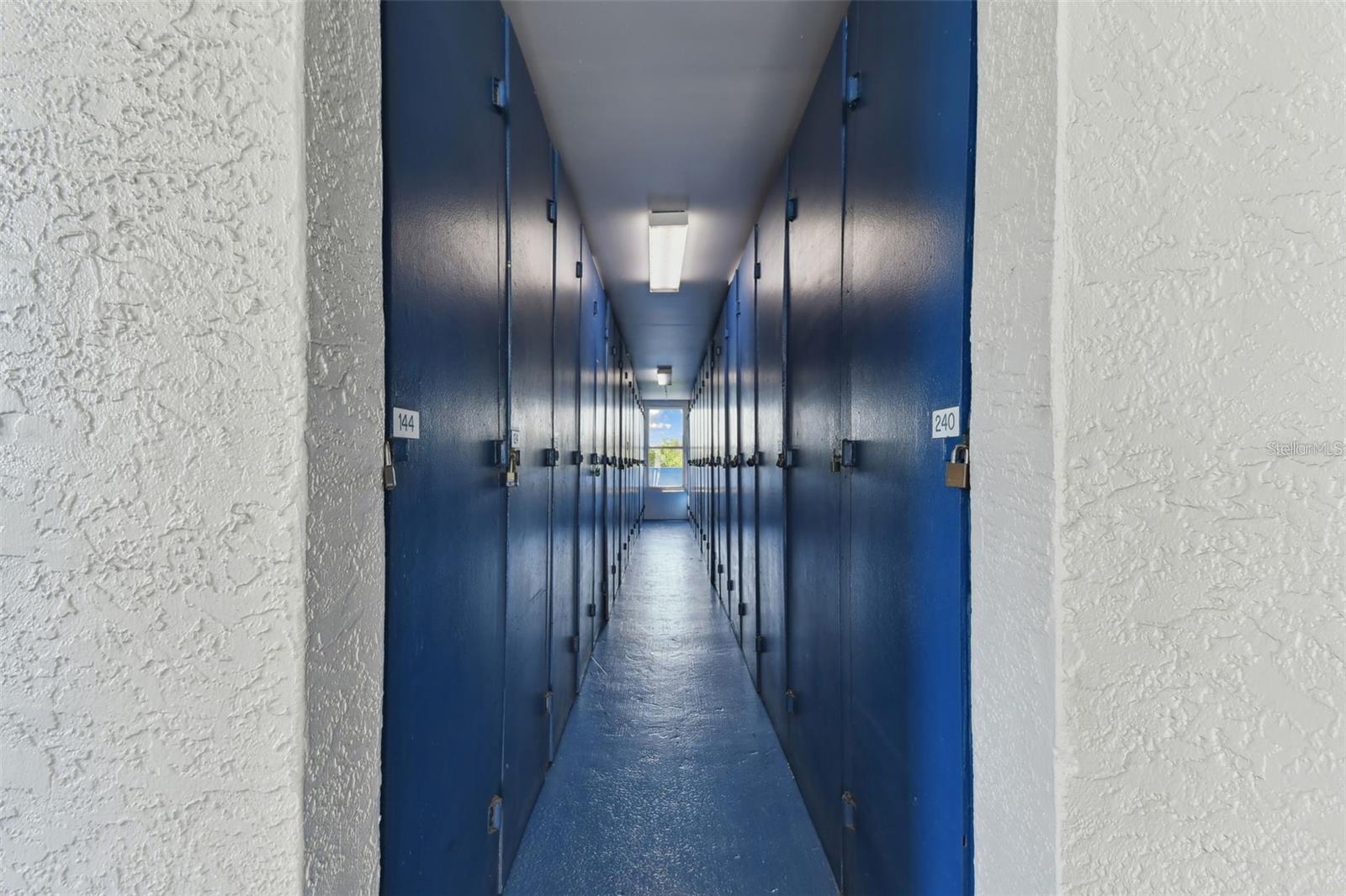 350 79TH AVE N #204, ST PETERSBURG, FL, 33702