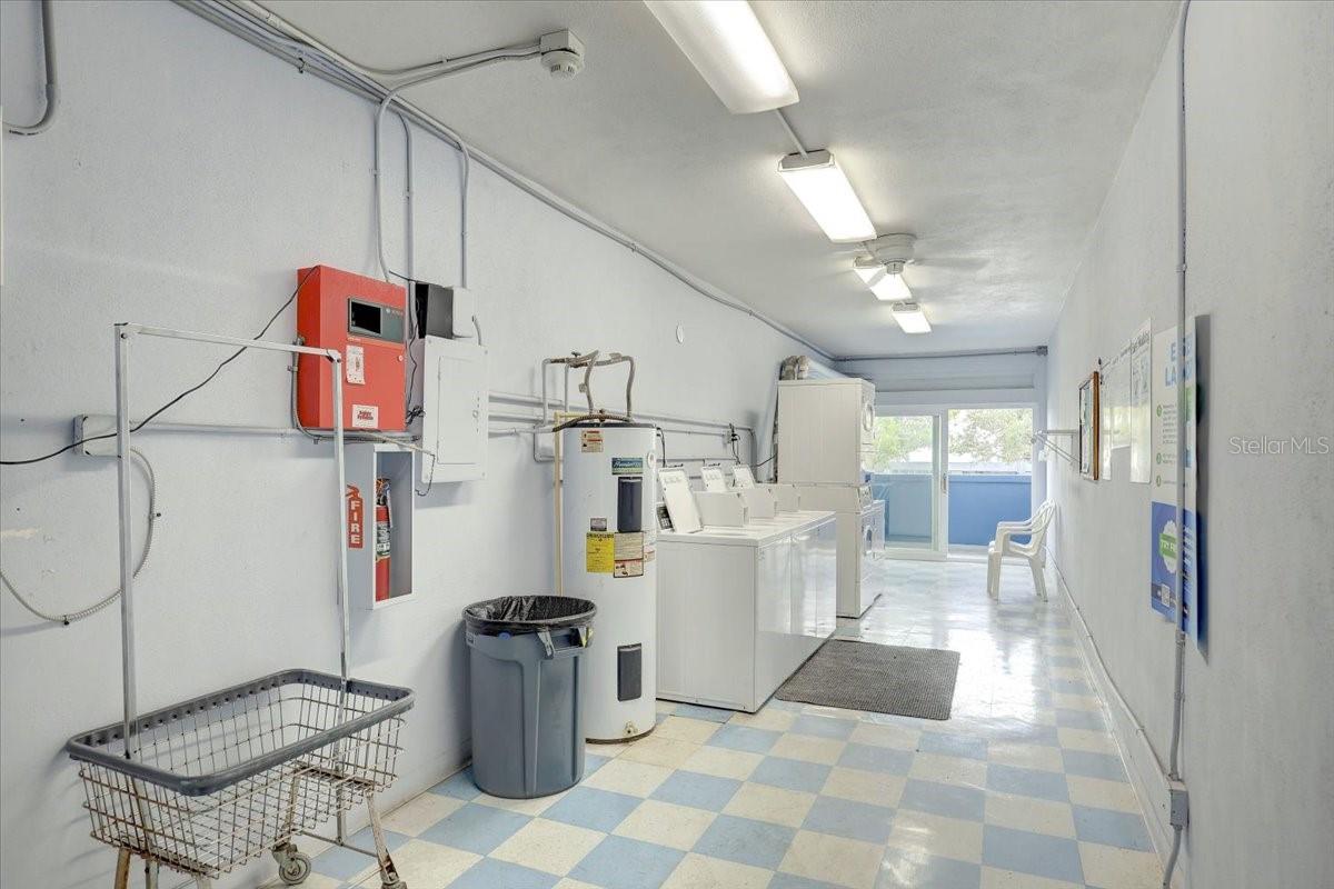 350 79TH AVE N #204, ST PETERSBURG, FL, 33702