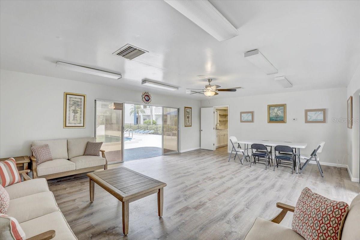 350 79TH AVE N #204, ST PETERSBURG, FL, 33702