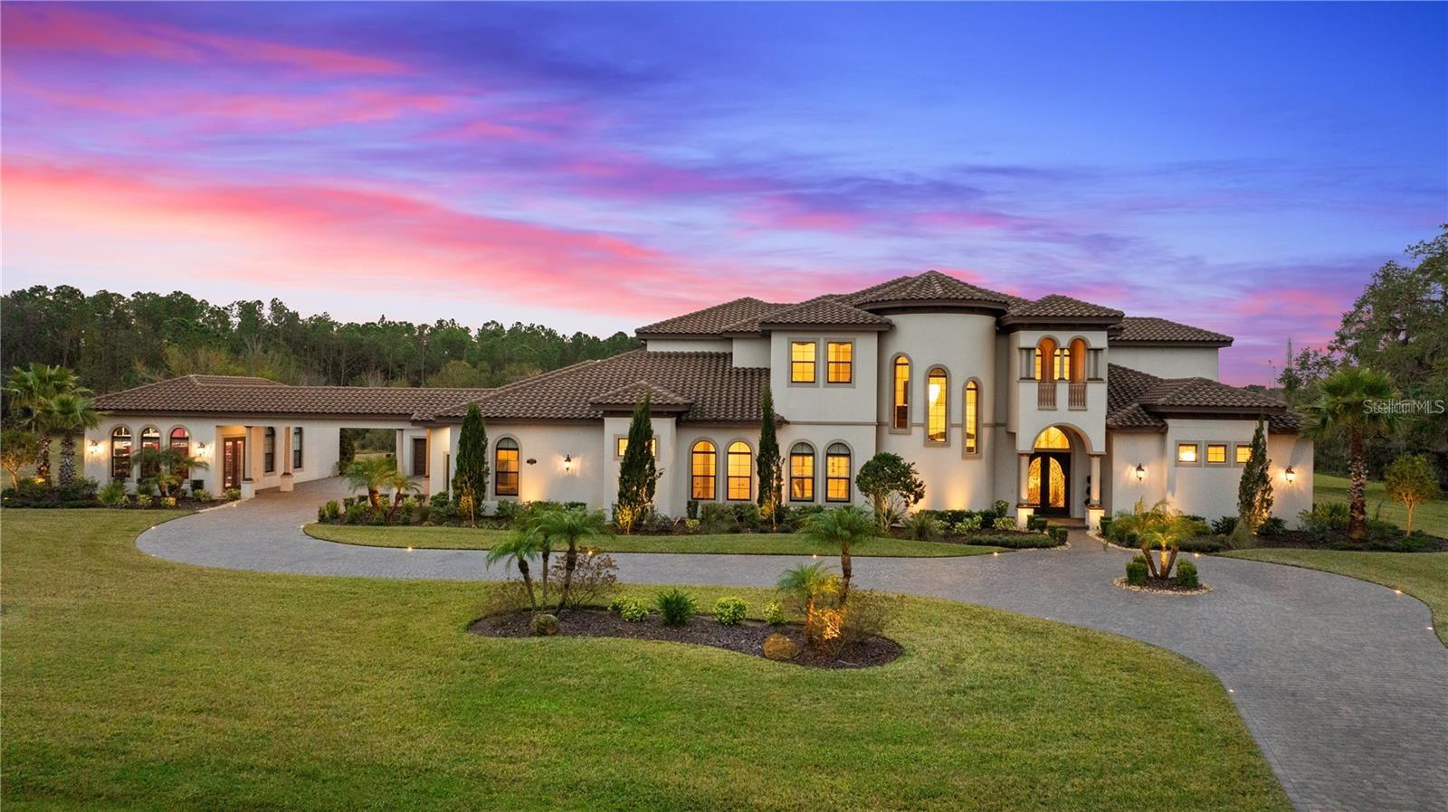 TB8425912 Property Photo