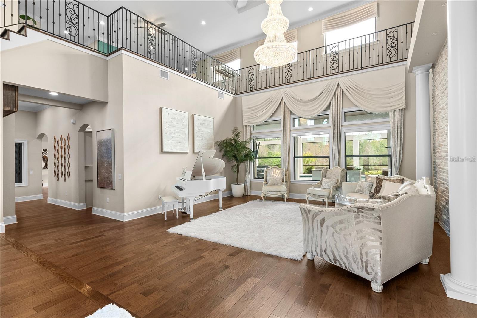 TB8425912 Property Photo