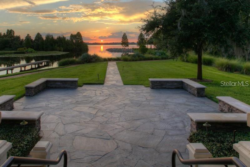 TB8425912 Property Photo