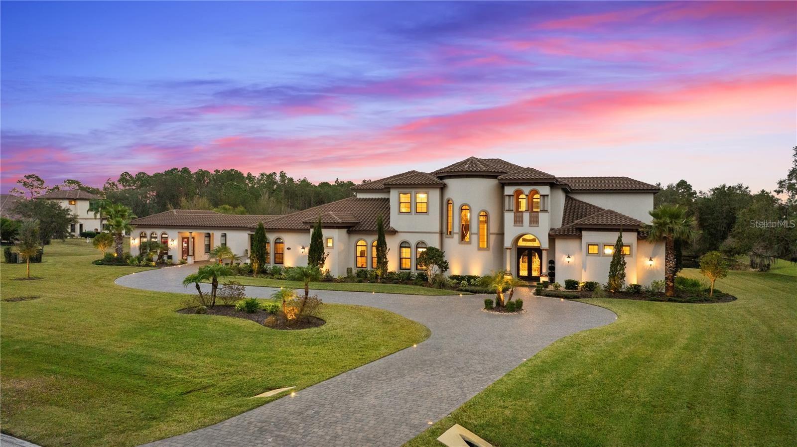 TB8425912 Property Photo