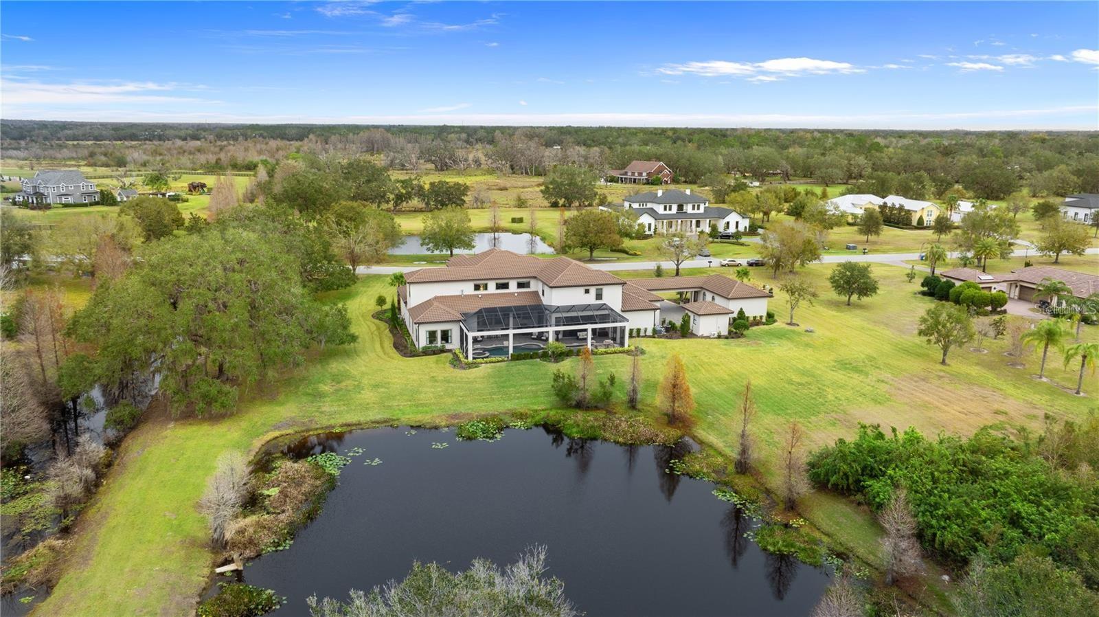 TB8425912 Property Photo