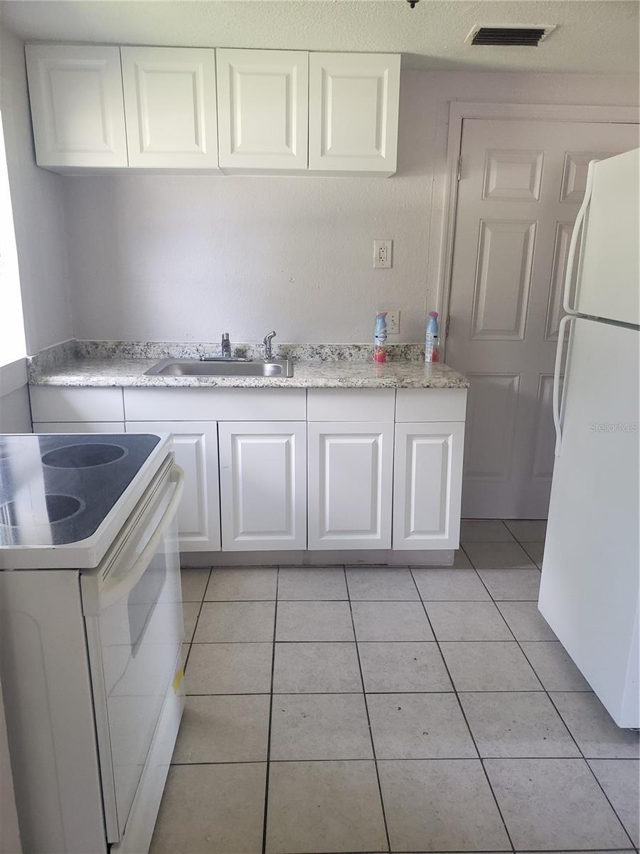 O6342811 Property Photo