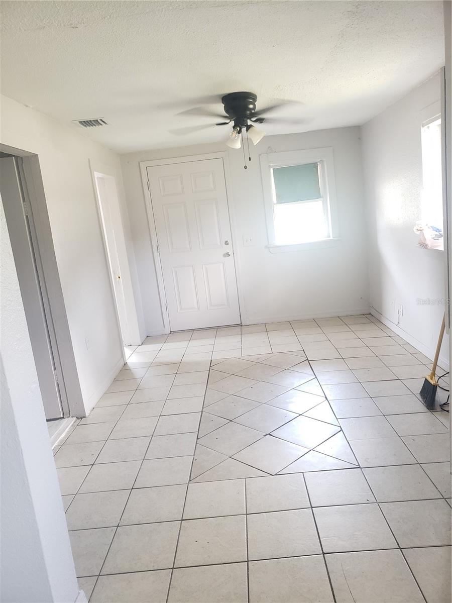 O6342811 Property Photo