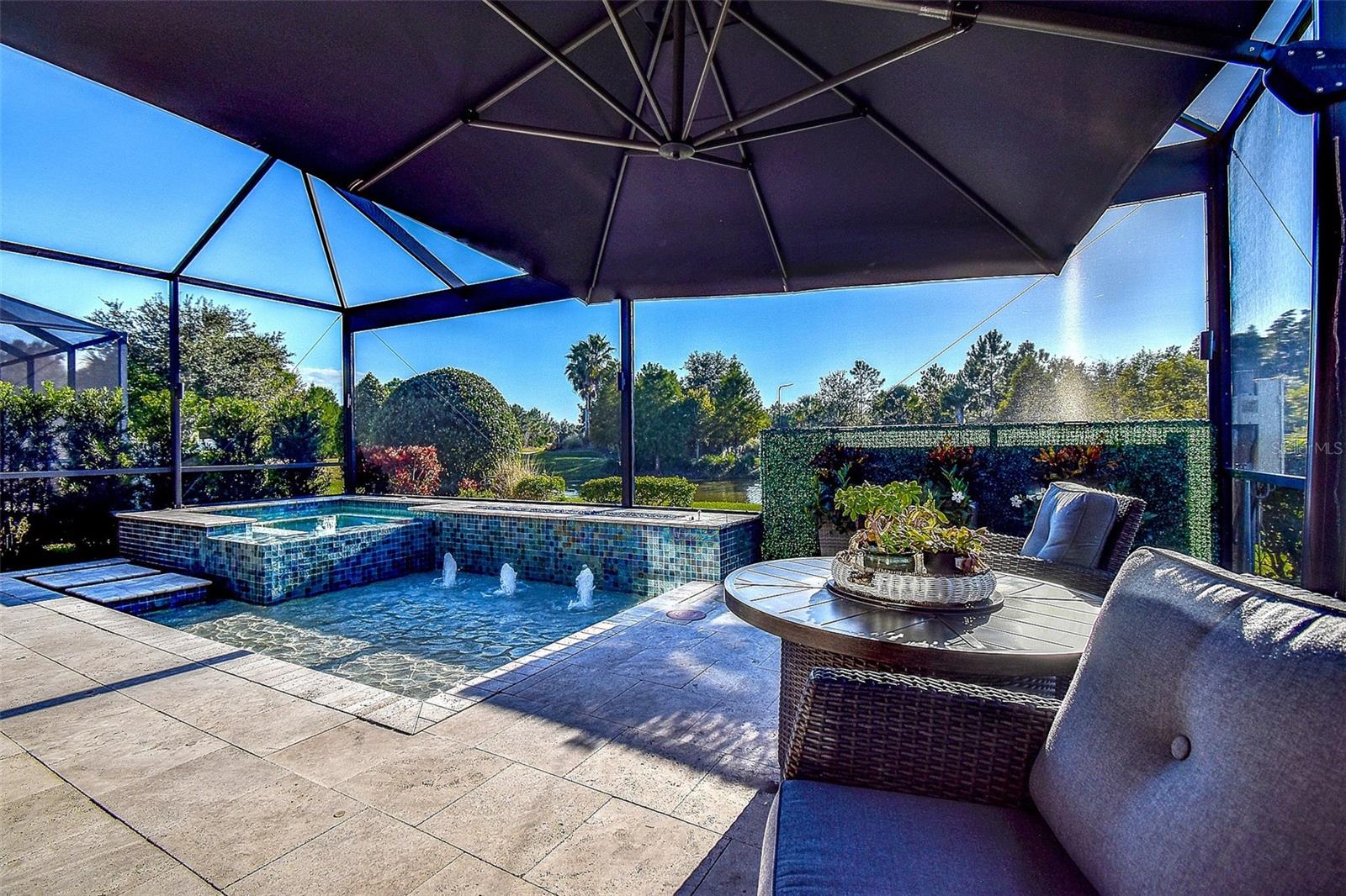 Spa with Water Feature