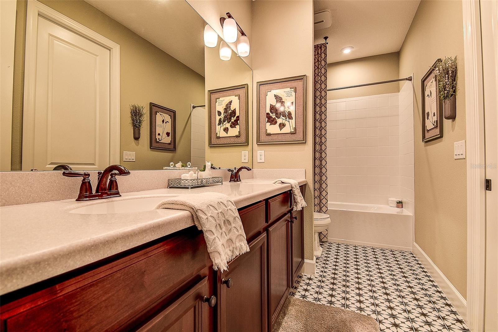 Guest Bath with Dual Sinks