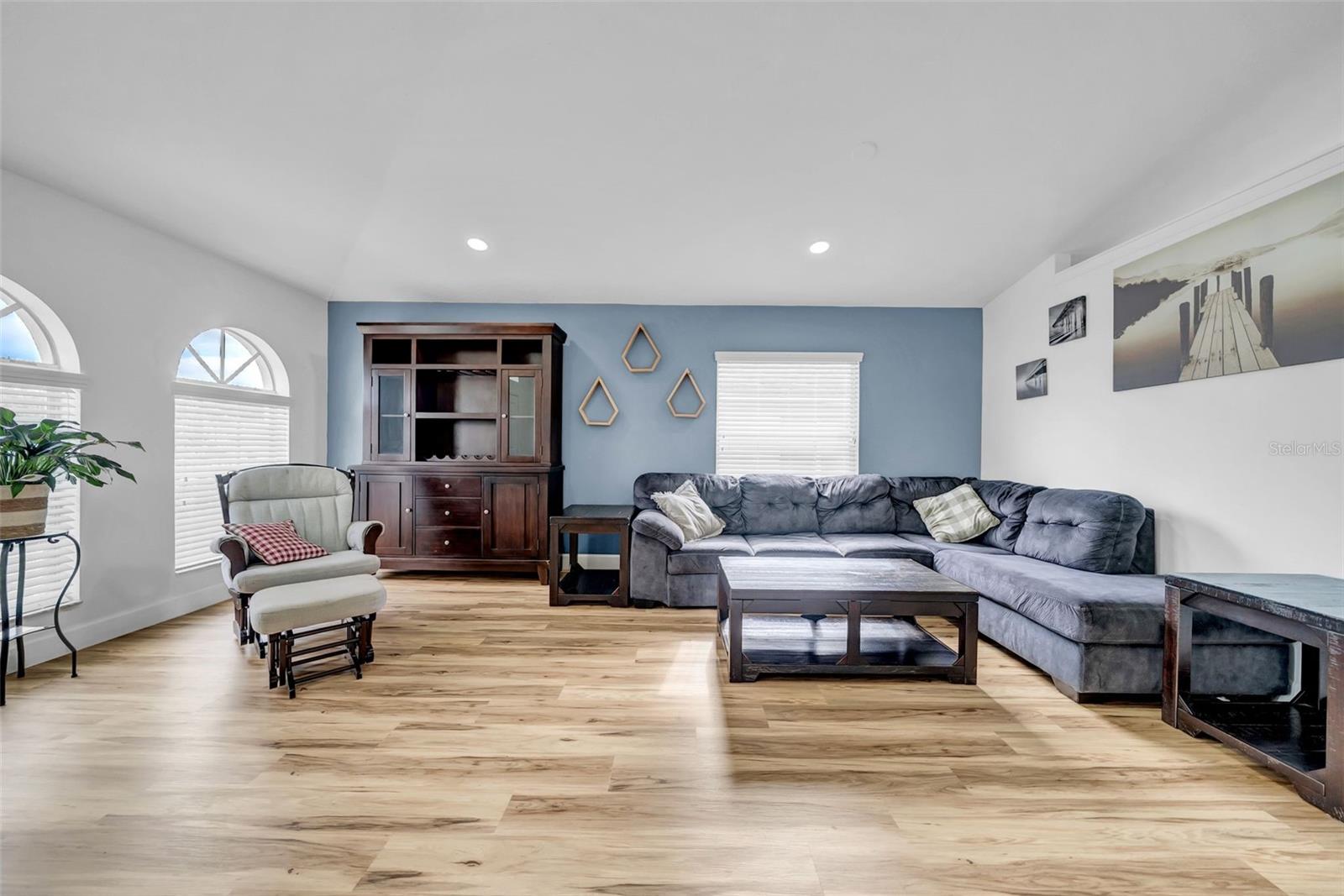 Living Room/Dining Room