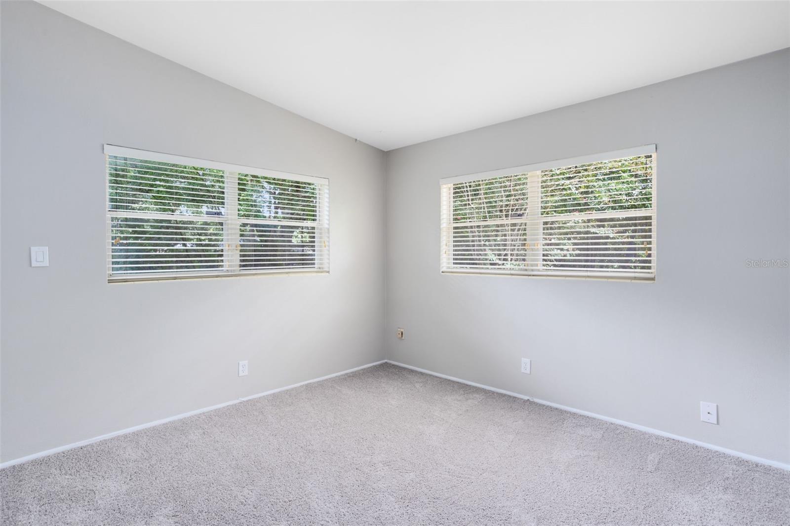 804 E AIRPORT BLVD, SANFORD, FL, 32773