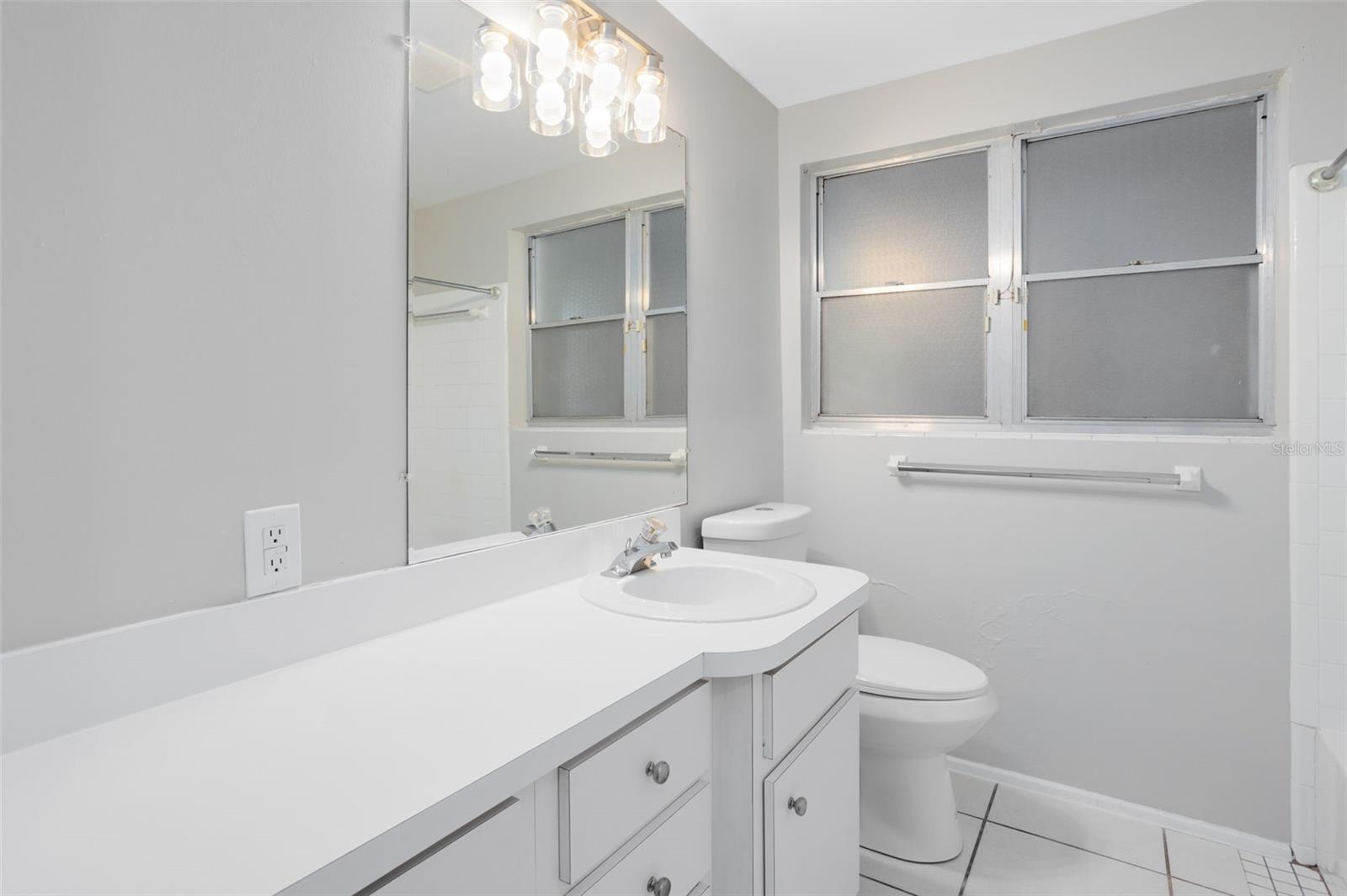 804 E AIRPORT BLVD, SANFORD, FL, 32773