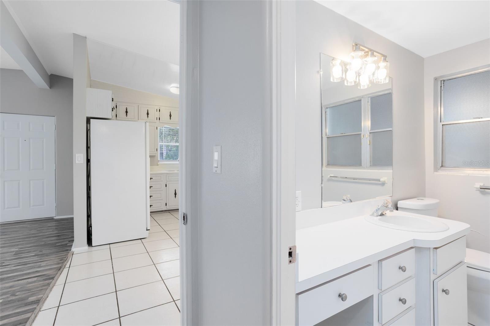 804 E AIRPORT BLVD, SANFORD, FL, 32773