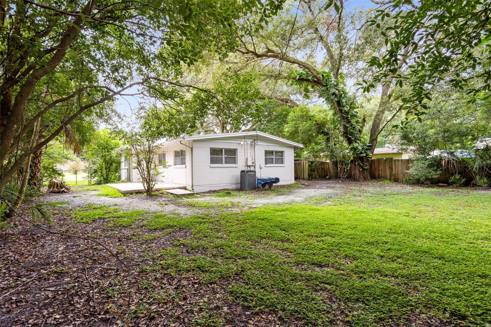 804 E AIRPORT BLVD, SANFORD, FL, 32773