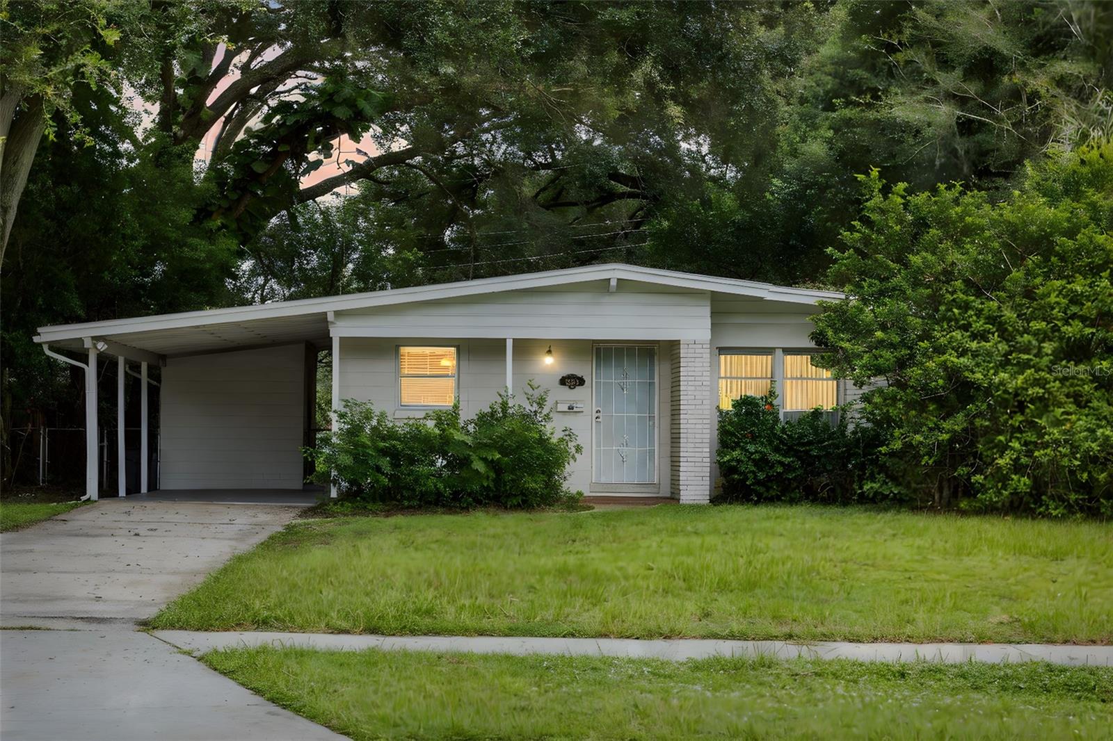 804 E AIRPORT BLVD, SANFORD, FL, 32773