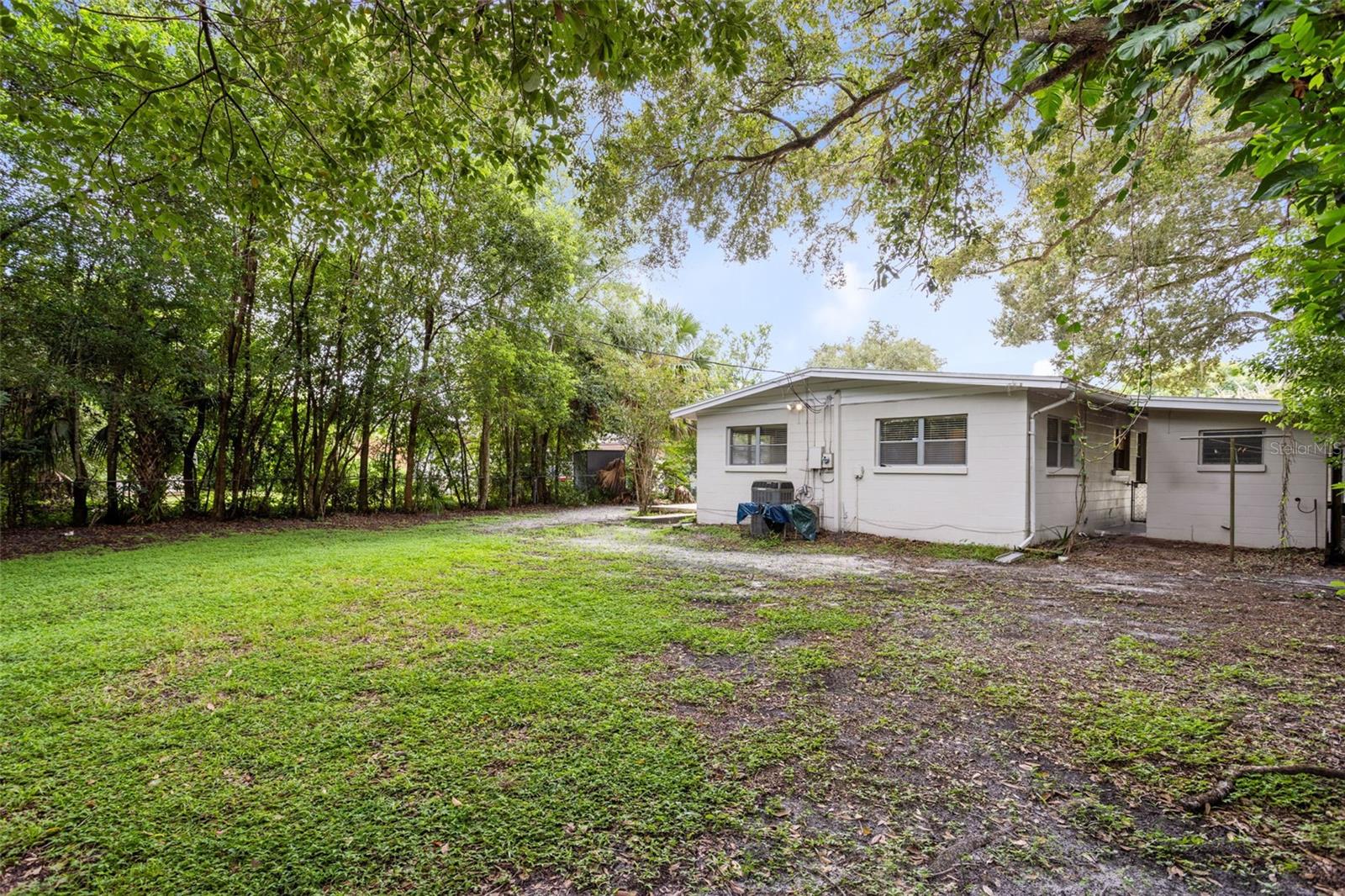 804 E AIRPORT BLVD, SANFORD, FL, 32773