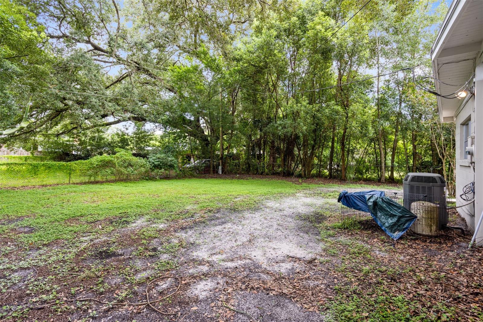 804 E AIRPORT BLVD, SANFORD, FL, 32773