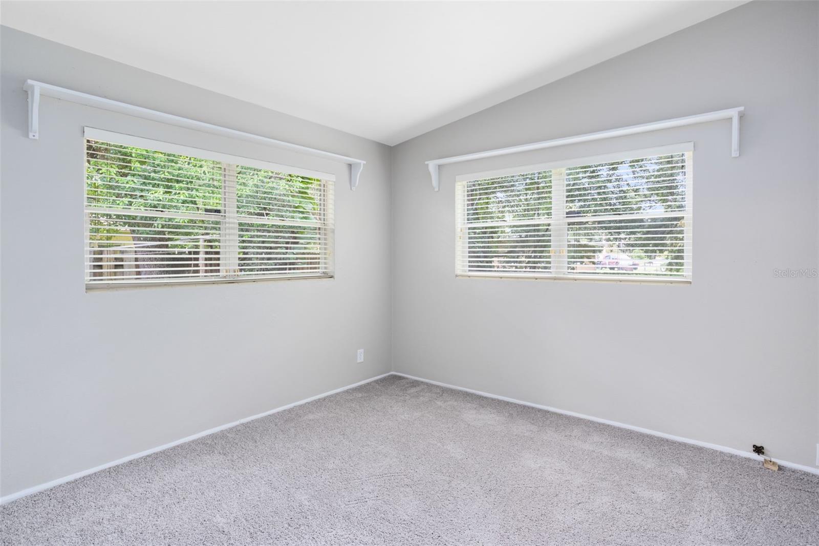 804 E AIRPORT BLVD, SANFORD, FL, 32773