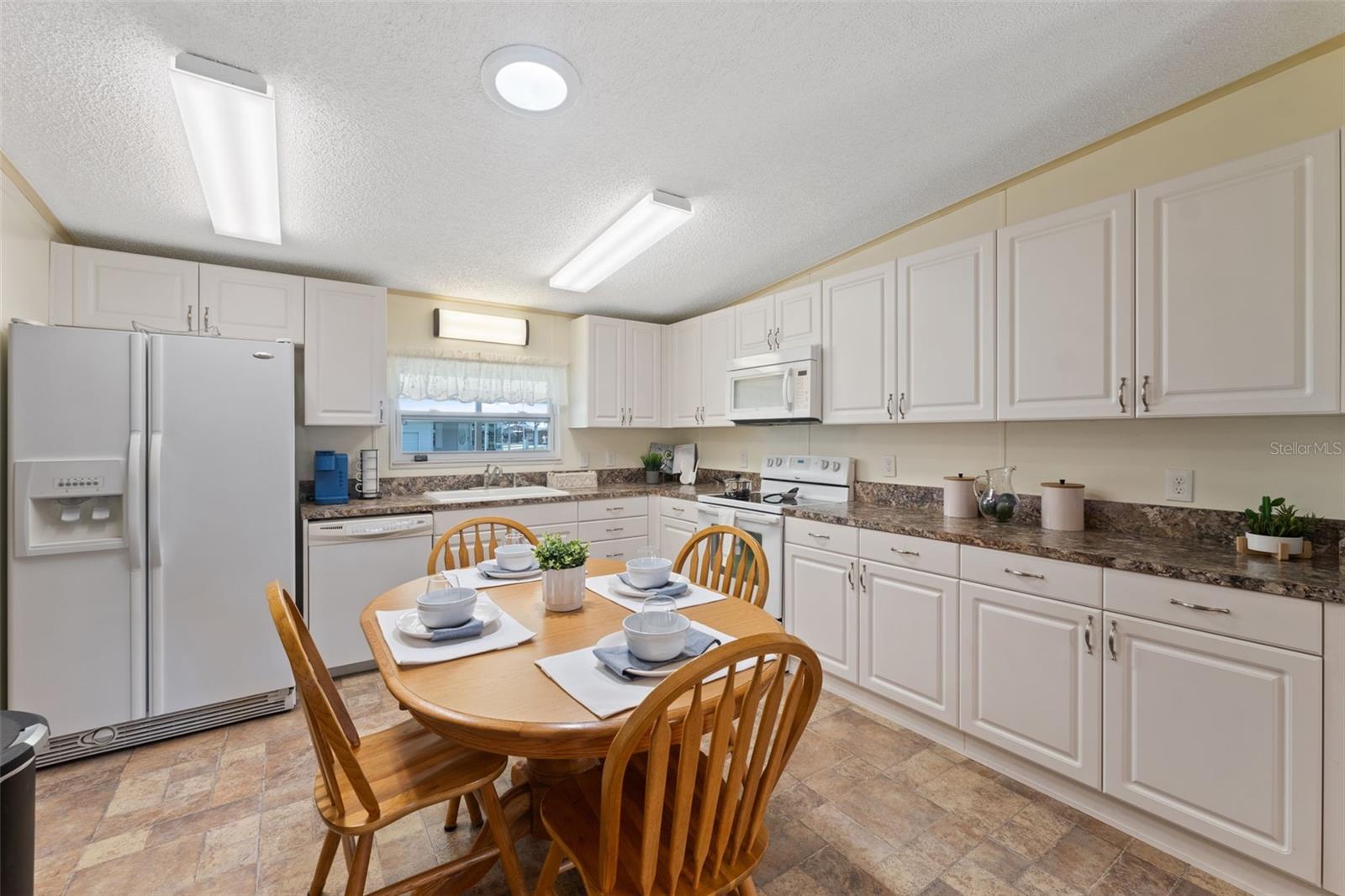 5702 CHEYENNE ST, ZEPHYRHILLS, FL, 33542