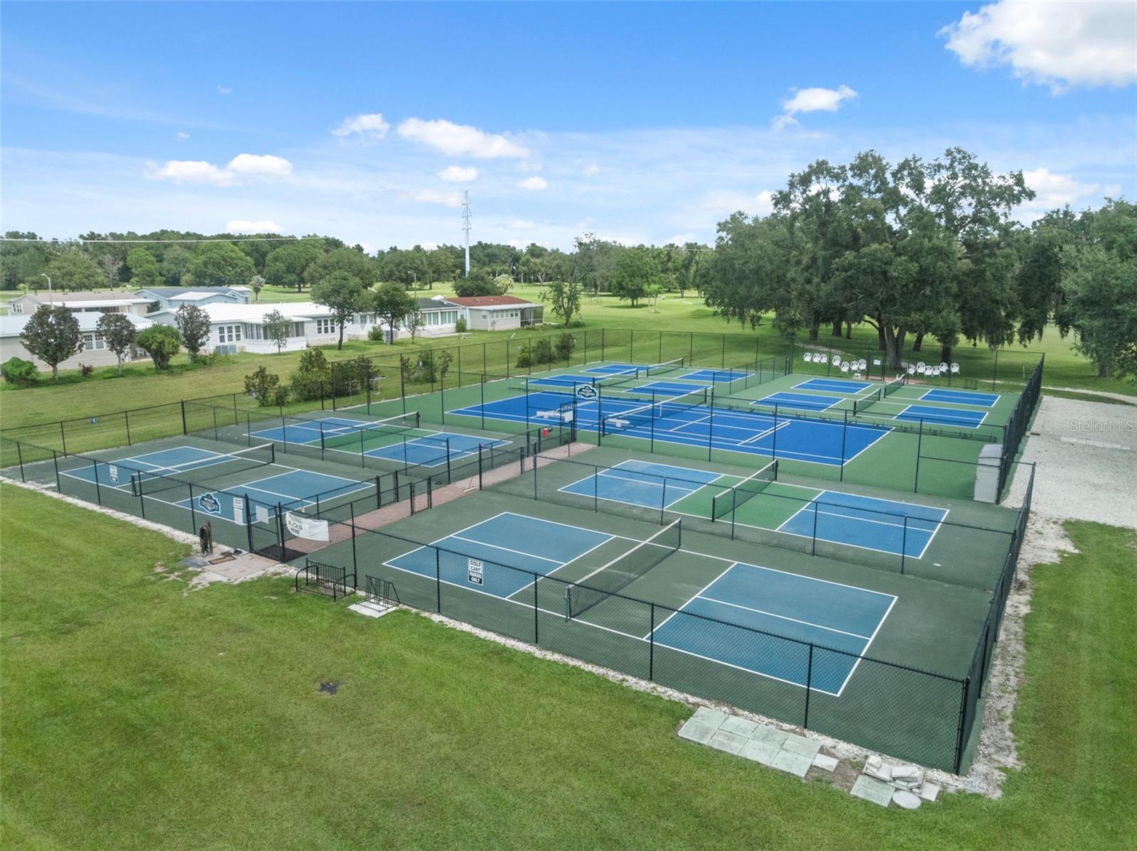 5702 CHEYENNE ST, ZEPHYRHILLS, FL, 33542