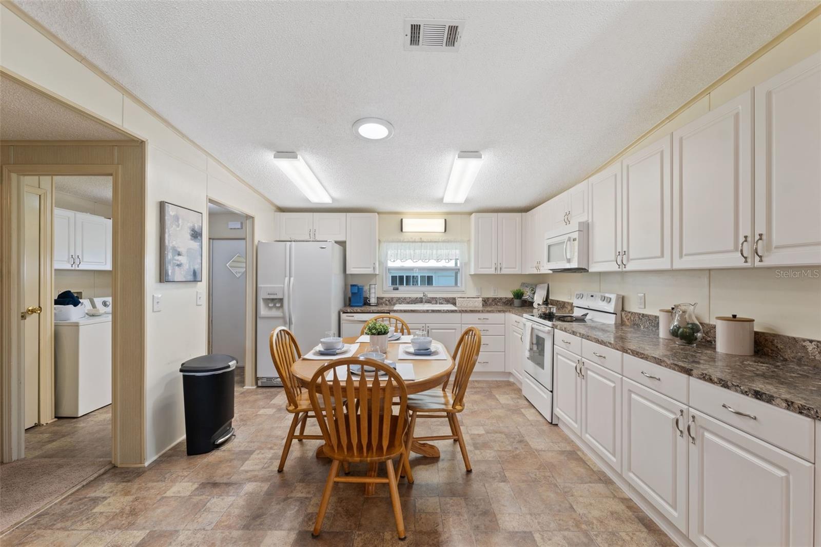 5702 CHEYENNE ST, ZEPHYRHILLS, FL, 33542