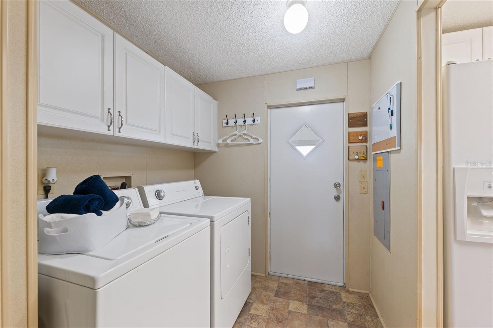 5702 CHEYENNE ST, ZEPHYRHILLS, FL, 33542