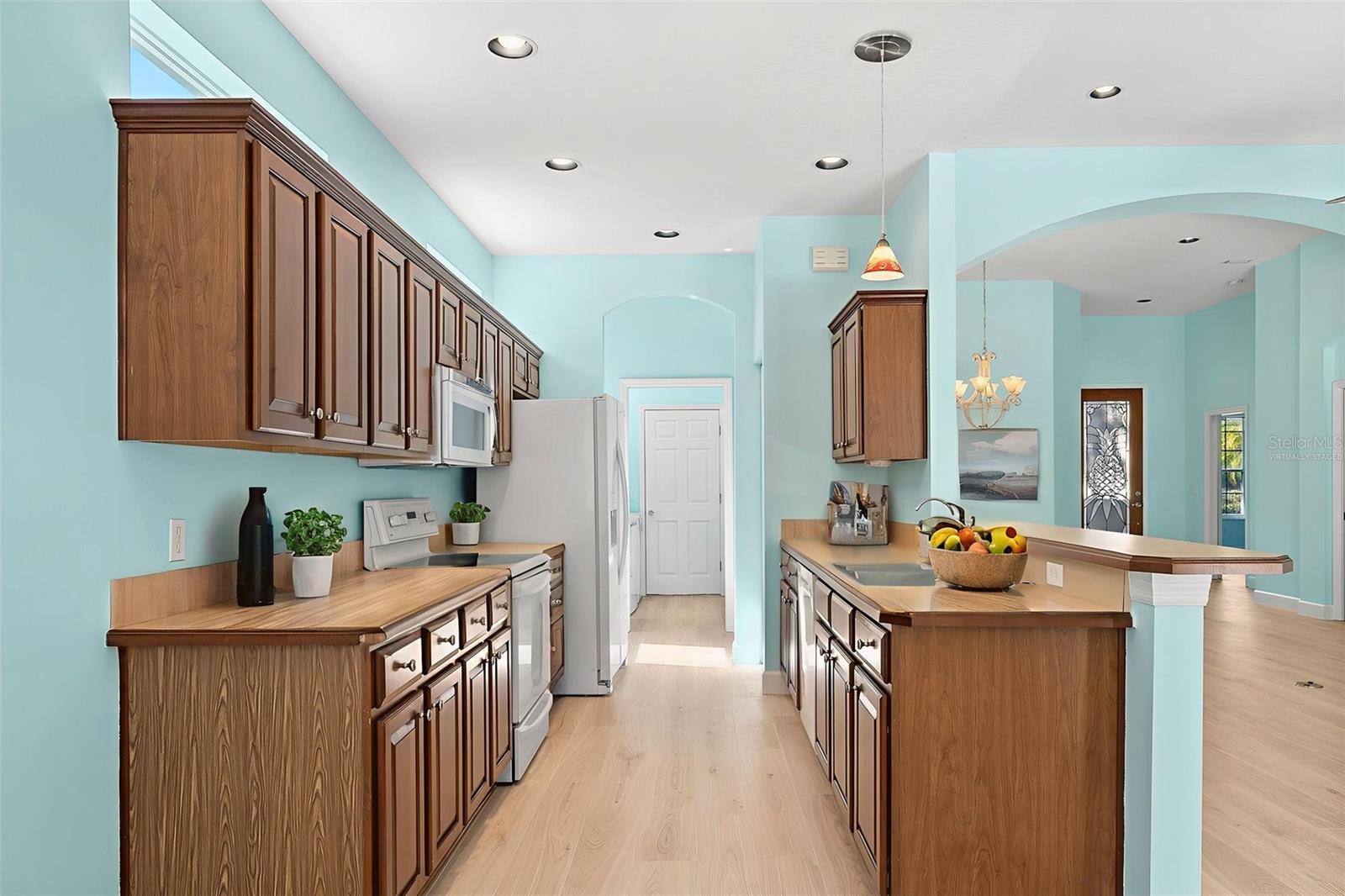 A4664579 Property Photo