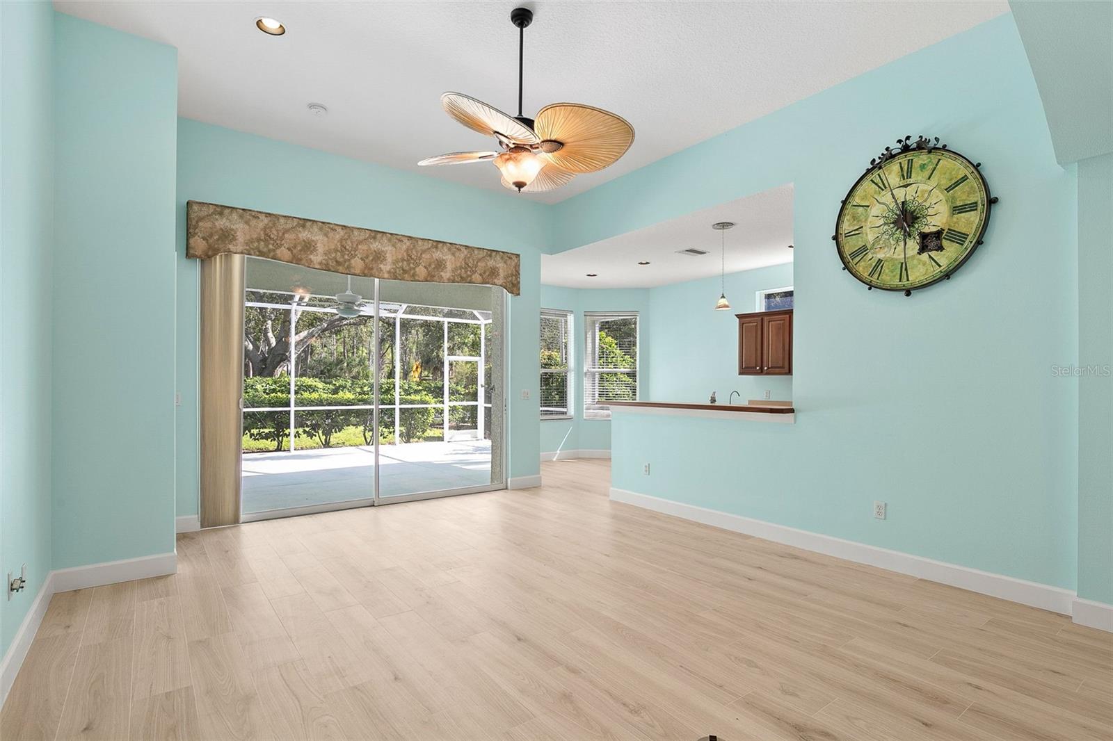 A4664579 Property Photo