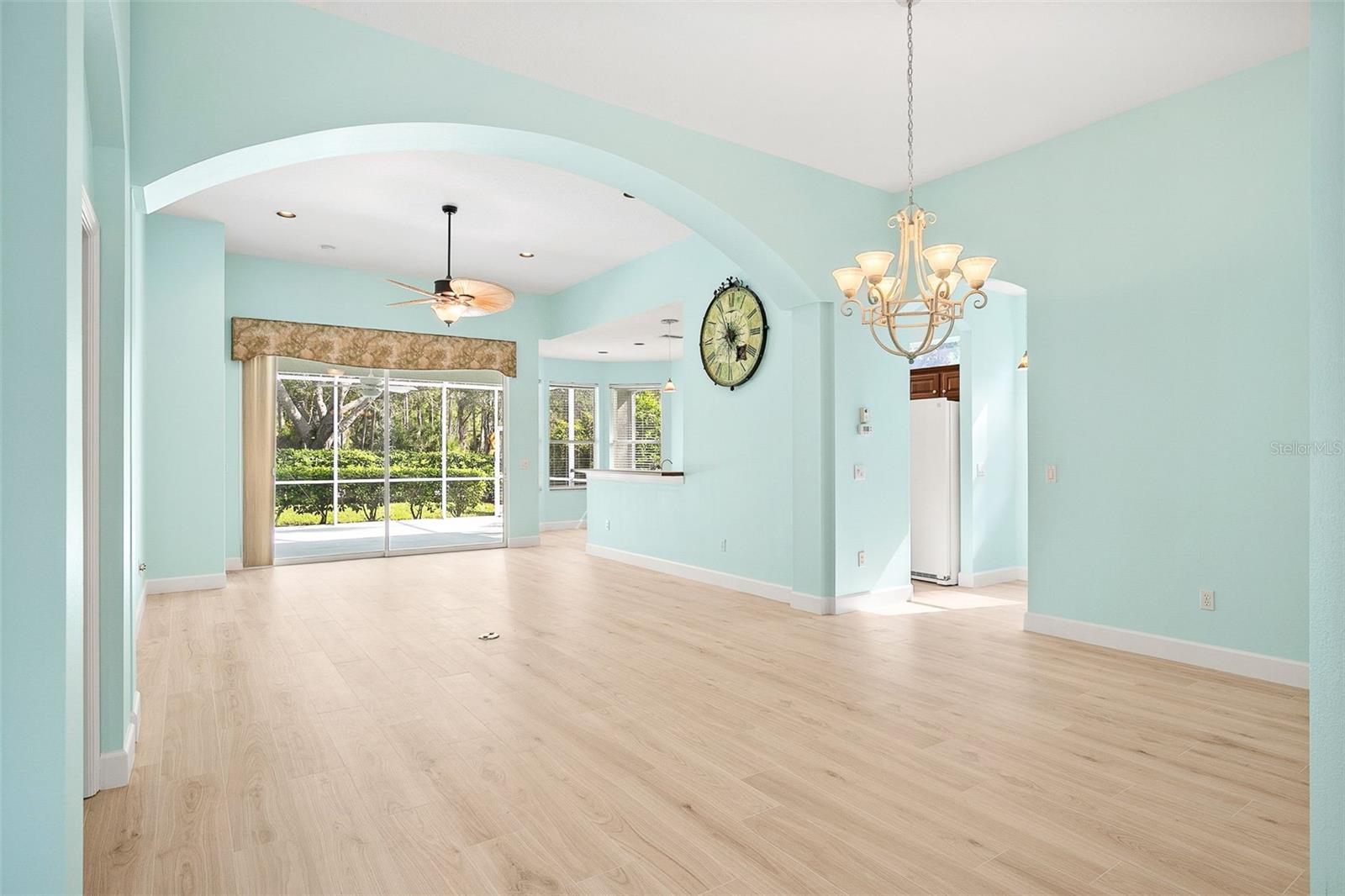A4664579 Property Photo