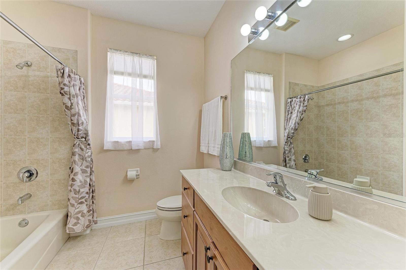 A4664584 Property Photo