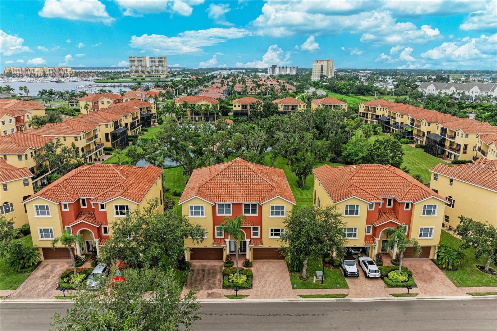 A4664584 Property Photo